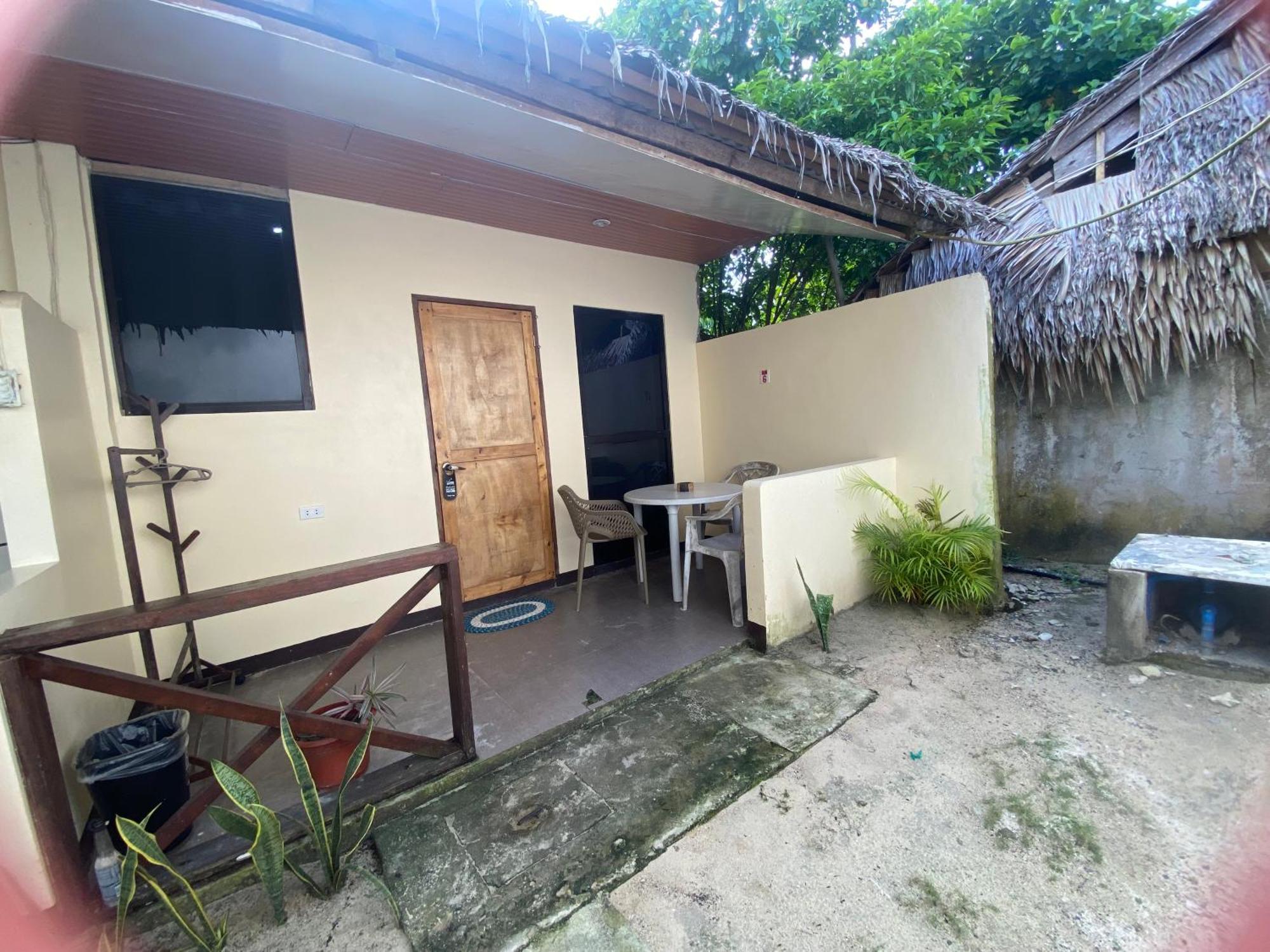 Road Garden Villa General Luna  Luaran gambar